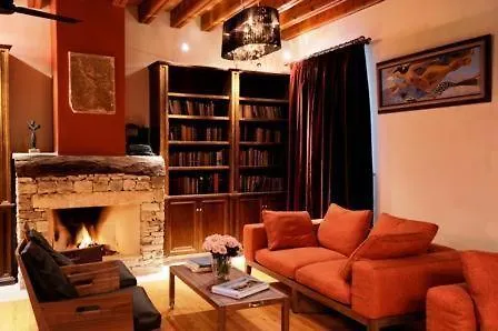 Hotel The Library Wellness Retreat