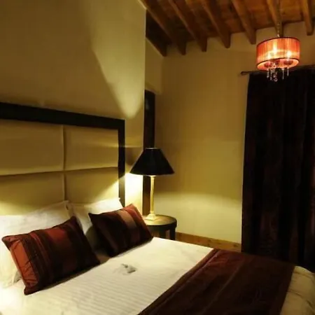 Hotel The Library Wellness Retreat 4*