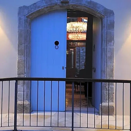 Hotel The Library Wellness Retreat 4*