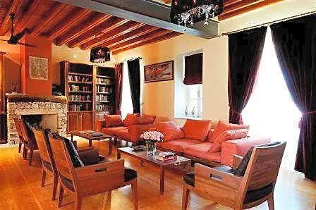 Hotel The Library Wellness Retreat 4*