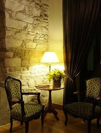 Hotel The Library Wellness Retreat