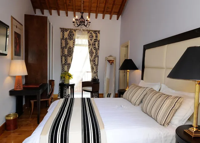 Hotel The Library Wellness Retreat