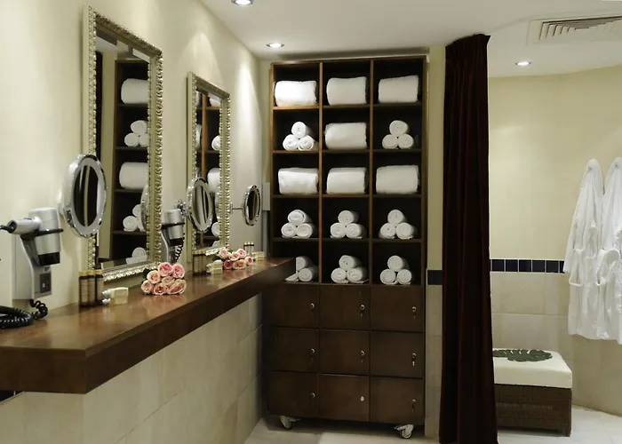 Hotel The Library Wellness Retreat