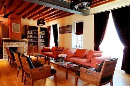 The Library Wellness Retreat Kalavasos