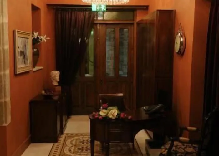 Hotel The Library Wellness Retreat 4*