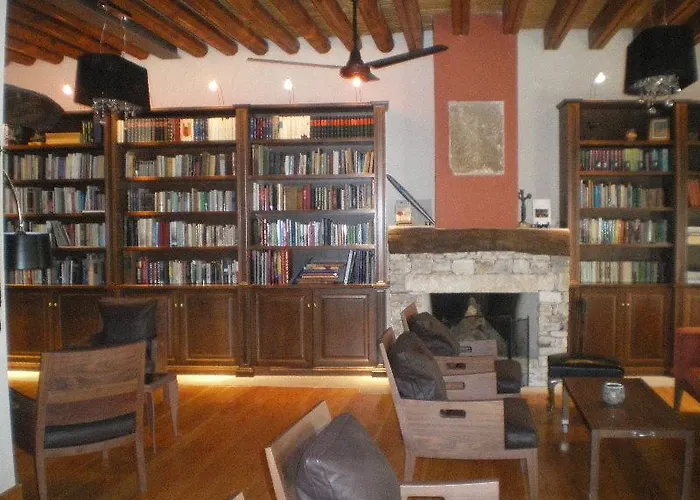 Hotel The Library Wellness Retreat